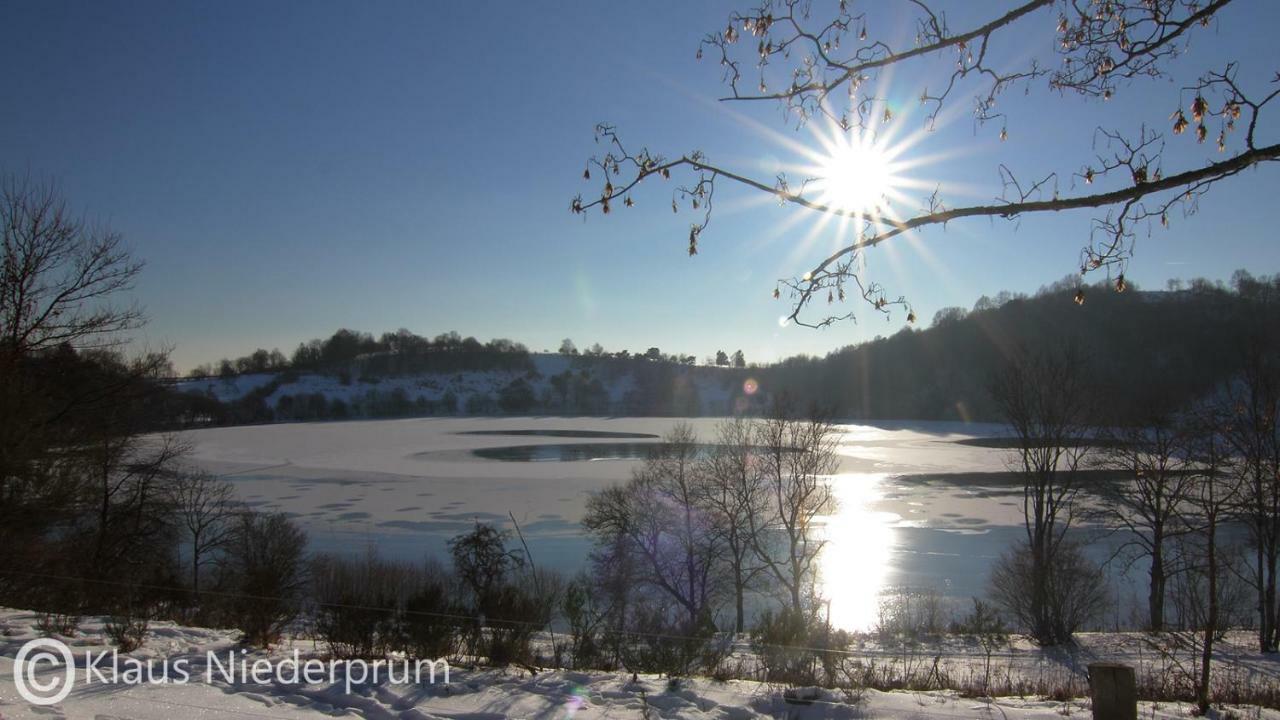 Ferienwohnung Welcome Mit Seeblick Schalkenmehren Zewnętrze zdjęcie